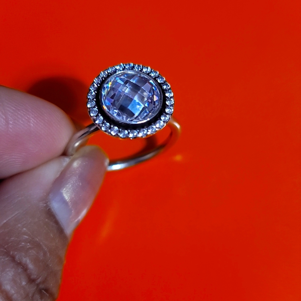 Sterling silver pandora ring
